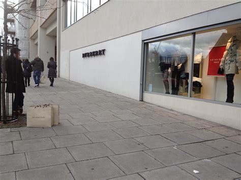 burberry outlet hackney opening hours